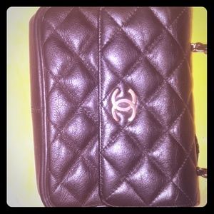 Chanel vintage handbag classic